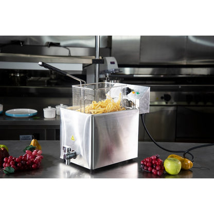 PROFESIONALNA FRITEZA 8 L – 3250 W – INOX – SA SLAVINOM ZA ISPUŠTANJE (26×47×39 cm)